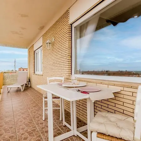Fronte Mare Apartment L'Americano