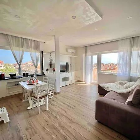 Fronte Mare Apartment *