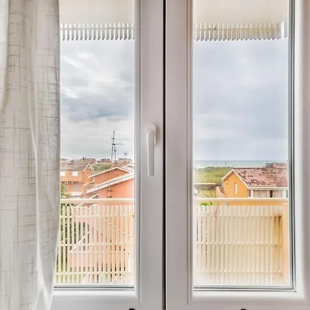 Apartment Fronte Mare *